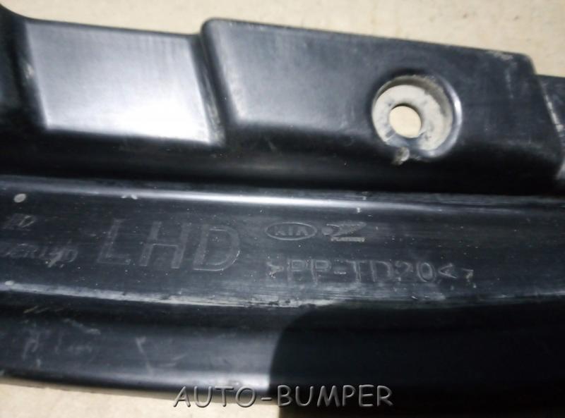 Kia Cerato накладка 86152A7000, 86152-A7000