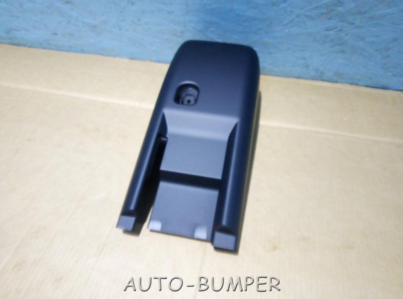 VW Passat B6 / B7 2005- Кожух рулевой колонки нижний  3C0858560D,  3C0858625A