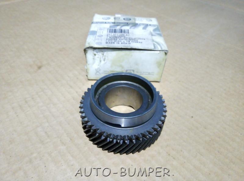 VW Passat 2006-2011 Шестерня КПП 5-ая перед.