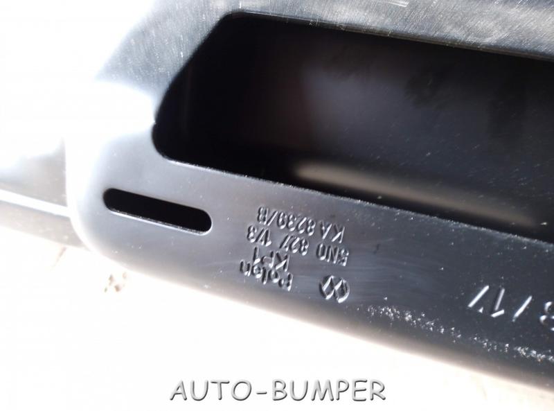Volkswagen Tiguan 2007- Крышка багажника 5N0827173