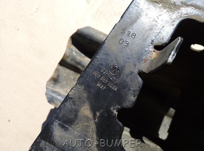 VW Passat 2005- Усилитель заднего бампера 3c0807311, 3C0807629A