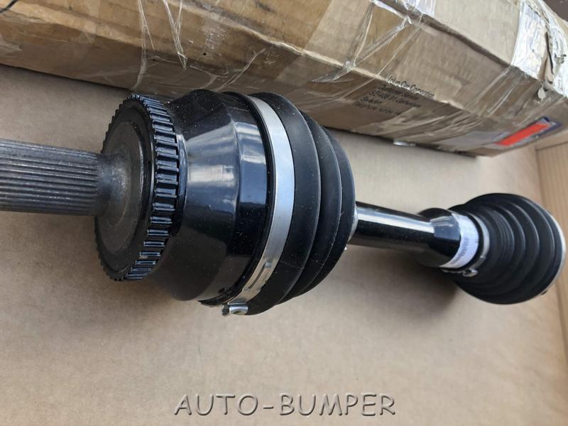 Volvo XC90 2.4 D5 привод левый 36051043, 8603883