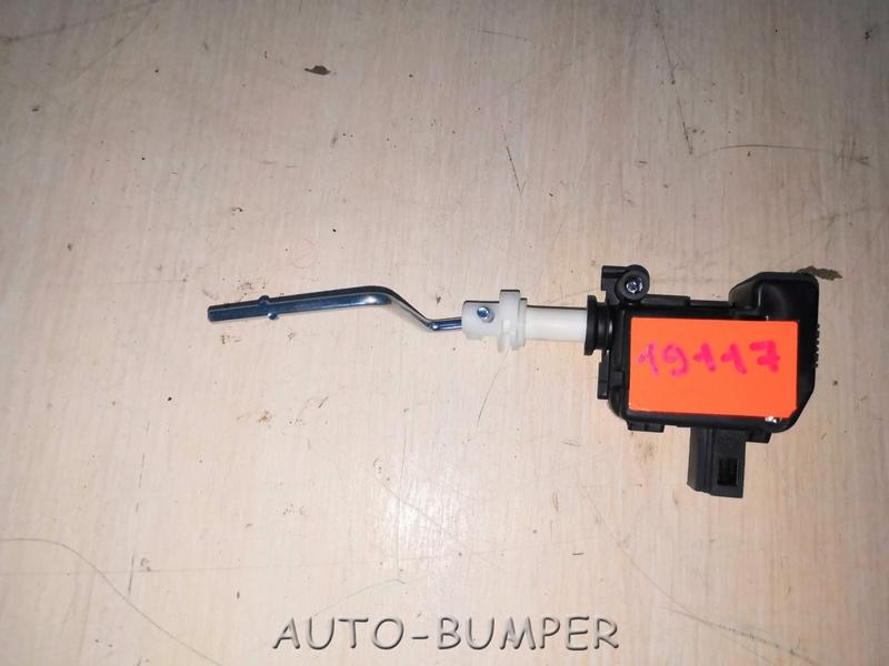 VW Jetta 2005-2011 Активатор (моторчик) лючка бензобака  1K5810773A