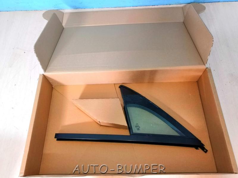 VW Touareg 2011- Стекло двери передней левой (форточка) 77P0845113 