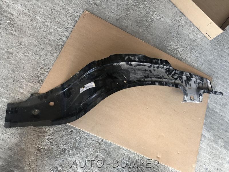 Volvo 850, C70, S70, S80, V70 Накладка лонжерона левая 3509735