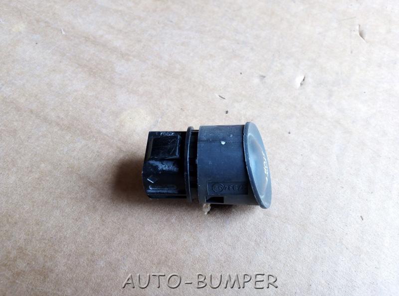 Renault Megane II 2002- Кнопка запуска двигателя (старт-стоп)  8200107838