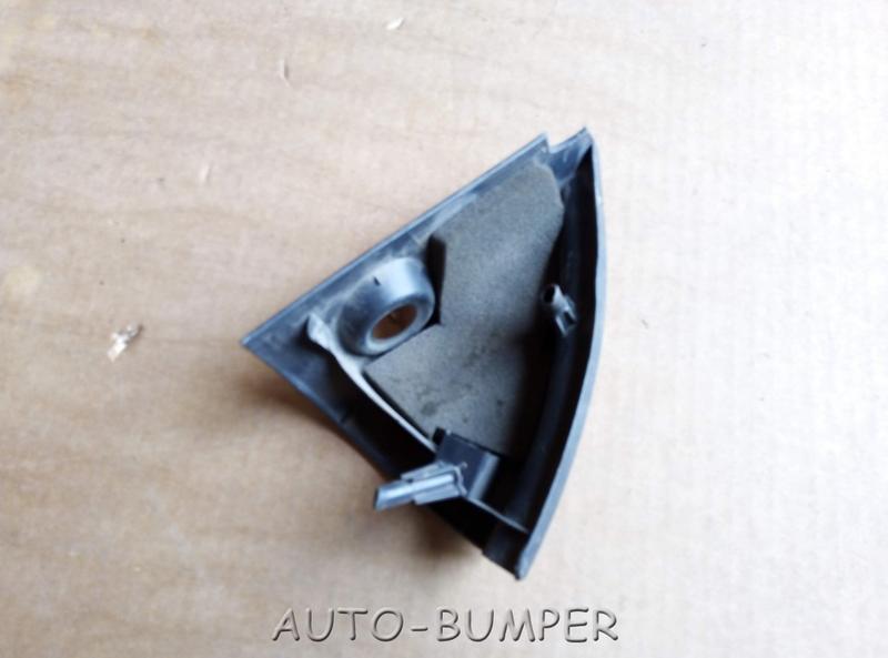 Renault Megane II 2002- Крышка зеркала внутренняя правая  8200034905