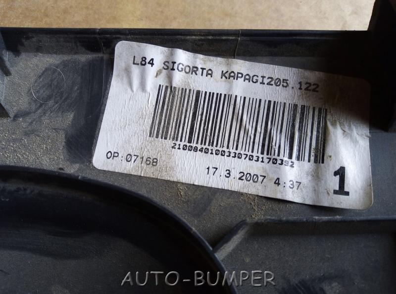 Renault Megane II 2002- Накладка на торпедо (Блока предохранителей салона)  8200182566