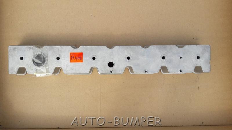 Крышка клапанная Cummins C8 С3930903, 3930903
