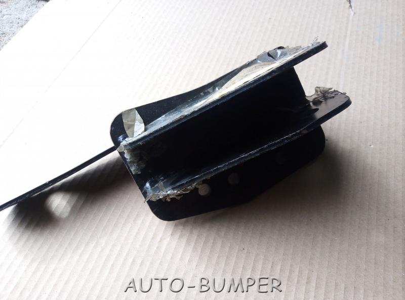 DongFeng Кронштейн правого гидроцилиндра верхний в сборе 5003085-C0100, 5003085C0100