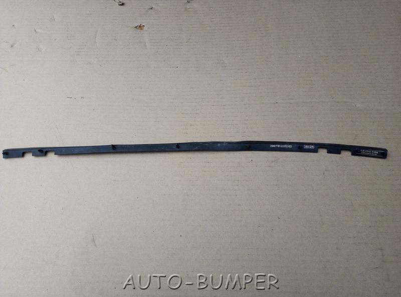 DongFeng Уплотнитель наружной боковины правый 5301680-C0100, 5301680C0100