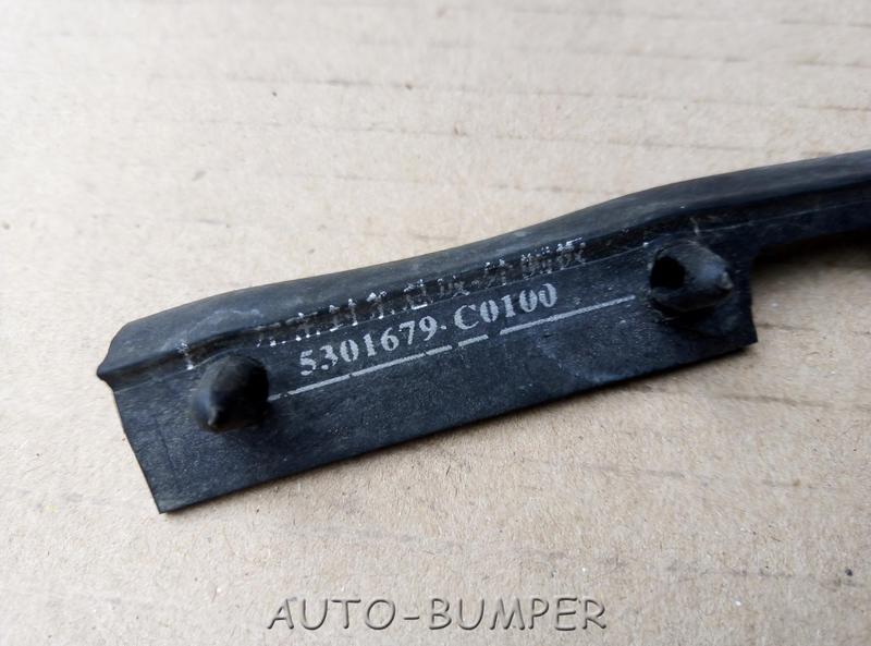 DongFeng Уплотнитель наружной боковины левый 5301679-C0100, 5301679C0100