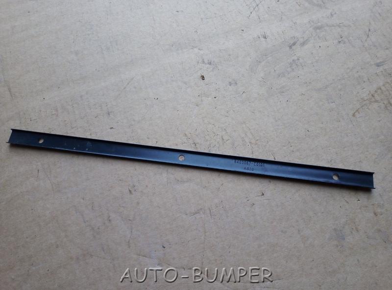DongFeng Планка заднего брызговика  8403067-C0100