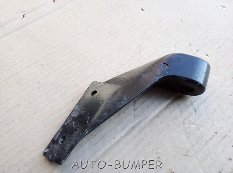 DongFeng Кронштейн нижний правого зеркала заднего вида 8201230-C0100, 8201230C0100