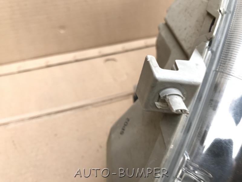 Toyota Isis 2004- Фара левая (Ксенон)  44-61L, 4461L 