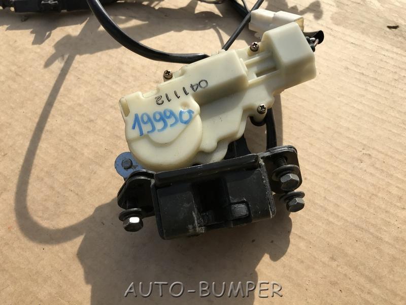 Toyota Isis Замок с проводкой крышки багажника 82184-44160, 8218444160