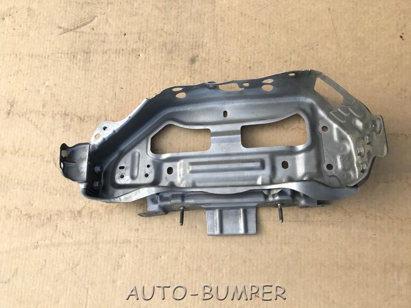 Toyota Yaris 2005- Панель передняя левая  5320352901, 53203-52901