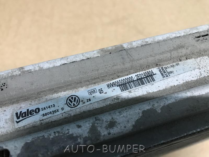 VW Crafter 2006-2016 Интеркулер (трещина на трубке) 2E0145804