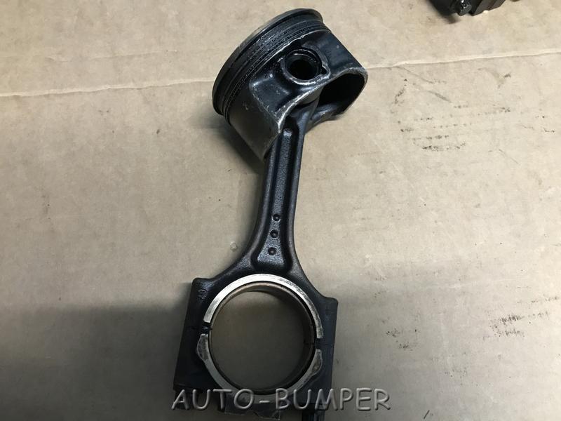 Volvo Поршень + шатун 31355860, 30731508
