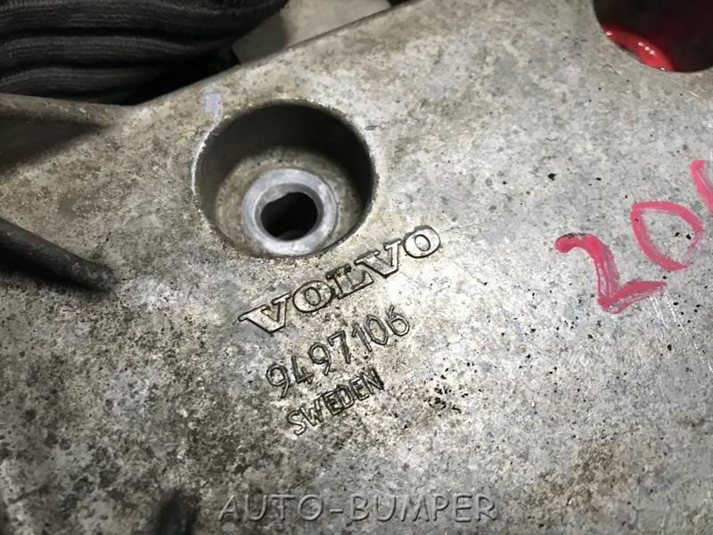 Volvo XC90 Кронштейн генератора 9497106