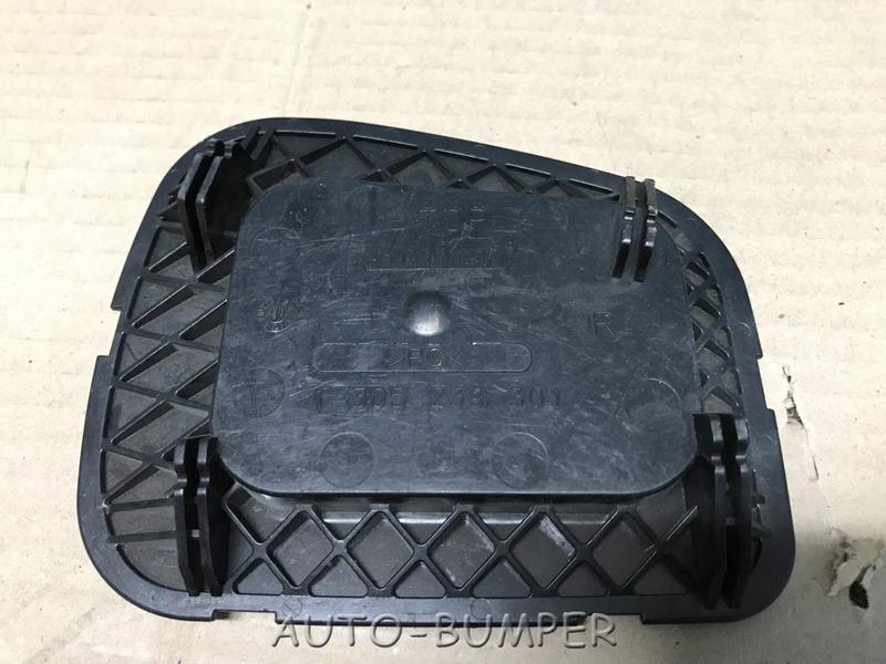 Volvo S40 2004- Крышка фары, правая 1305239301