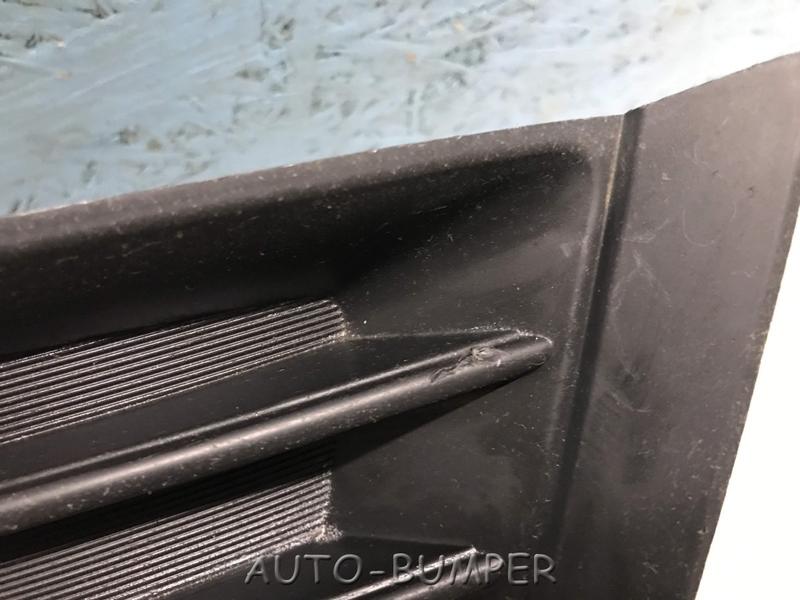 Toyota Rav 4 2013- Заглушка переднего бампера, правая 81481-02370 8148102370