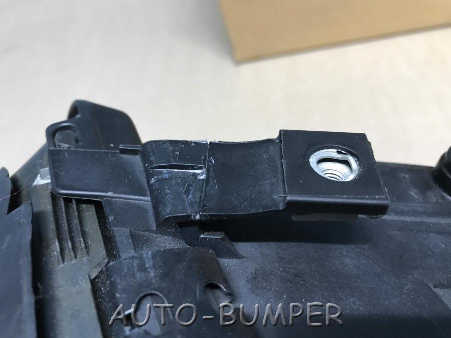 Audi A8 [4D] 1994-1998 Трёхэлементная галогенная фара 4D0941029E, 1307022218