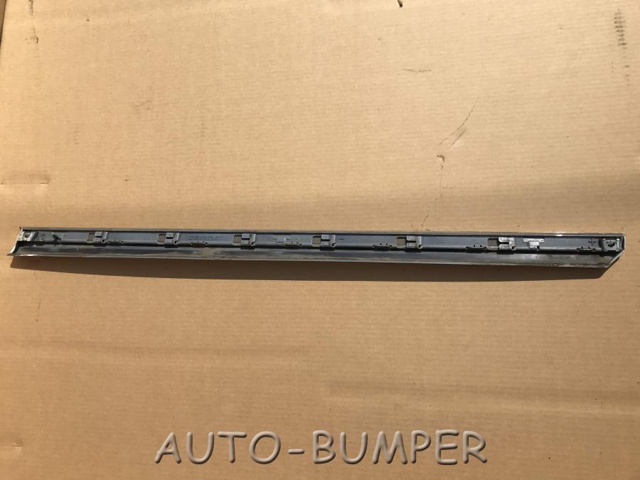 VW Passat B8 2015- Накладка двери передняя левая 3G0854939D