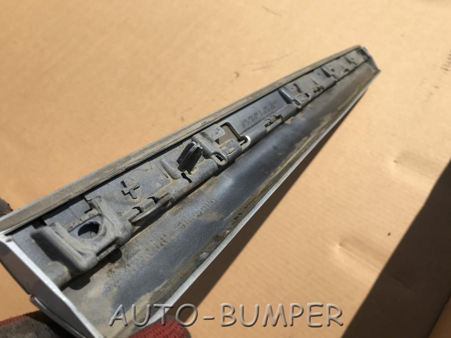 VW Passat B8 2015- Накладка двери задняя правая 3G0854950, 3G0854950E