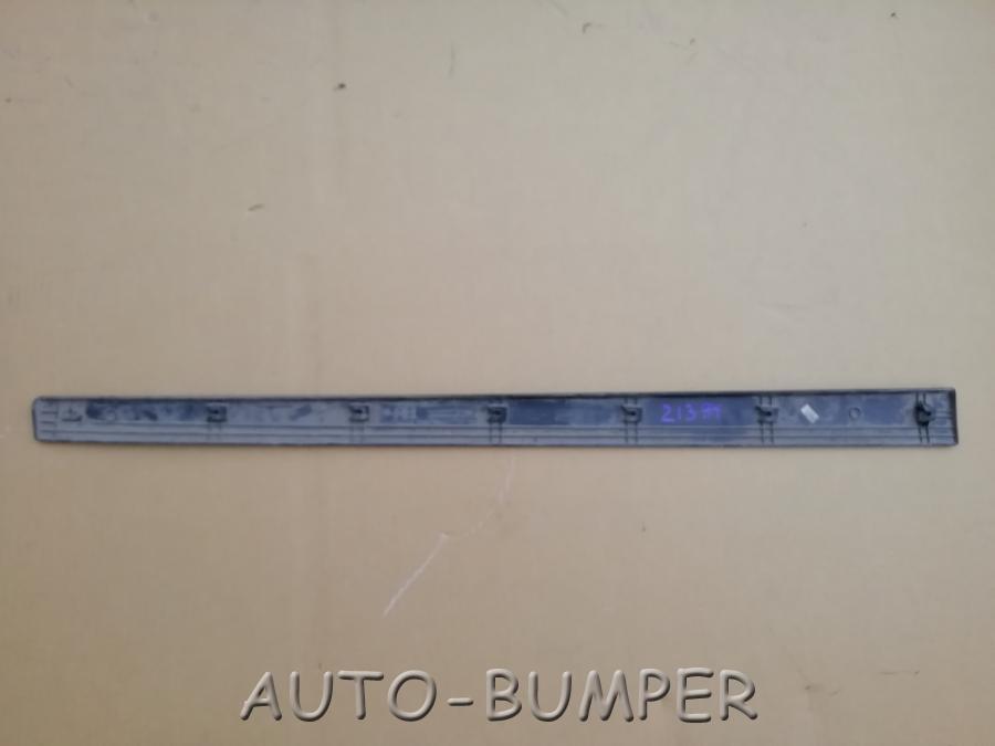 Chevrolet Orlando Накладка двери задняя правая 96886774