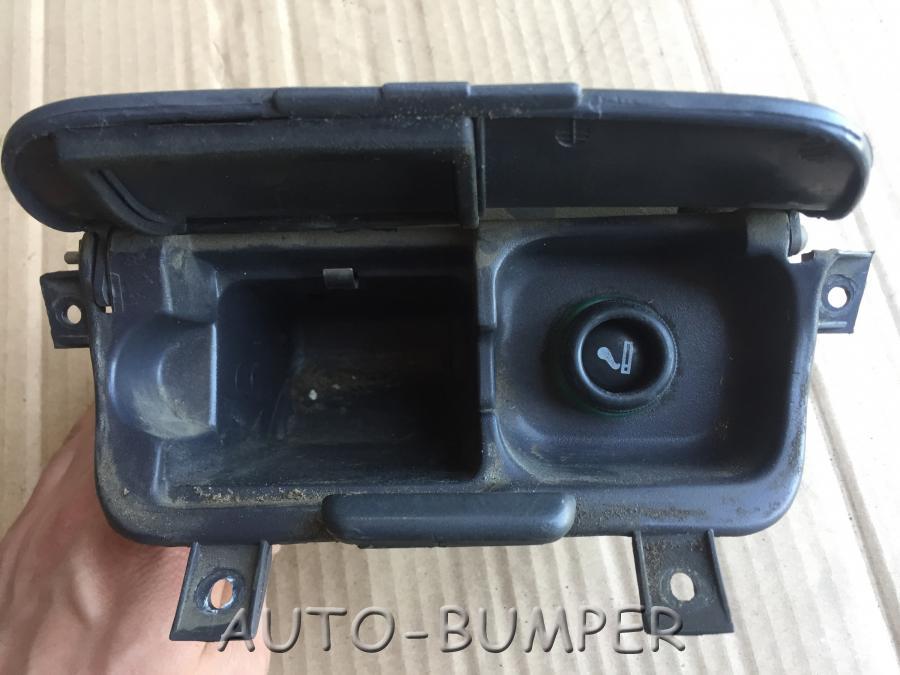 Daewoo Nexia N100 Пепельница 96177555 96187898A