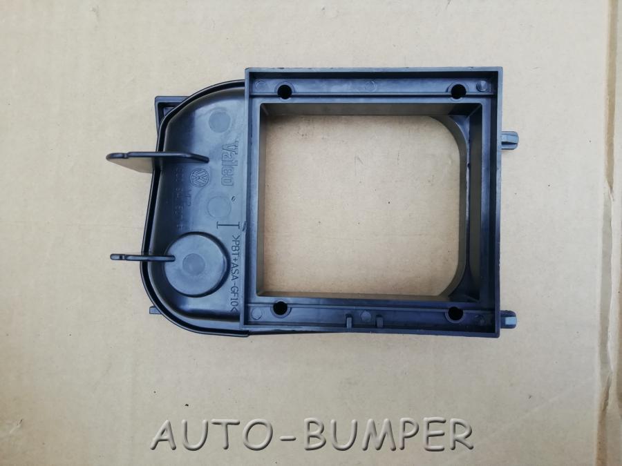 VW Passat B6 2005- Крышка фары левая 3C0941607F
