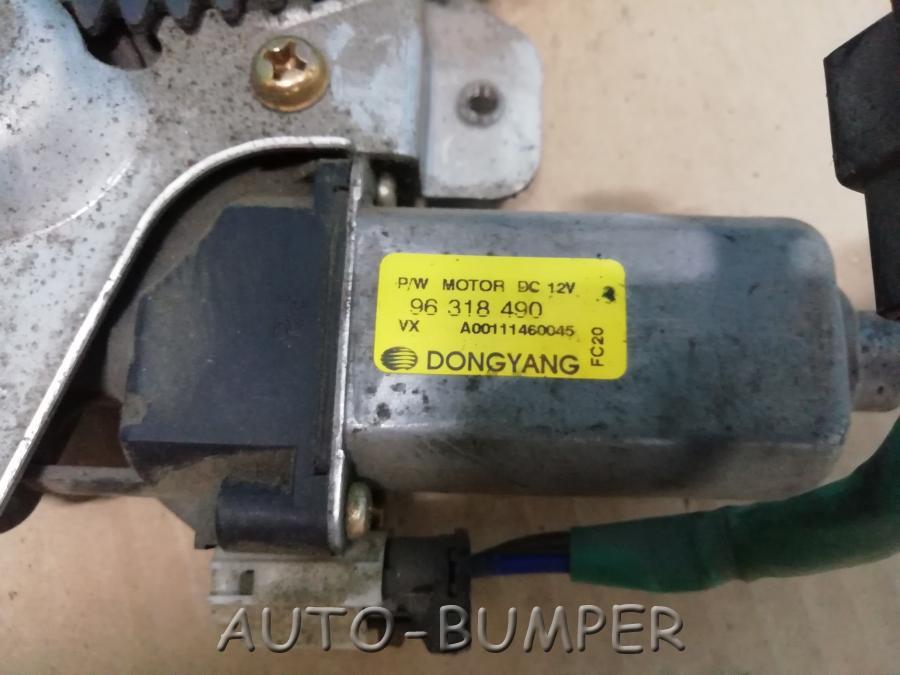 Стеклоподъёмник передний левый 96318490