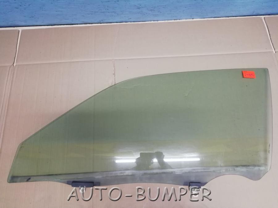 Toyota Corolla Стекло переднее левое   6810213021