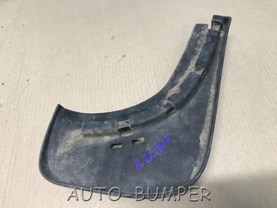 Volkswagen Touareg 2002- Брызговик задний левый 7L0075101