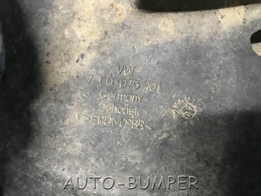 Volkswagen Touareg 2002- Брызговик задний левый 7L0075101