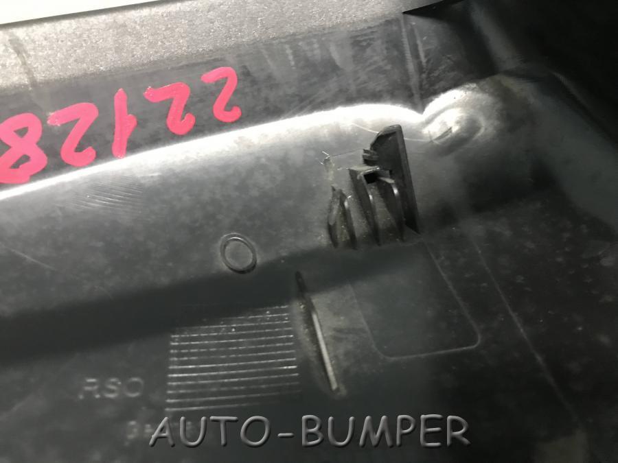 VW Golf Накладка зеркала левого 1K0857537A