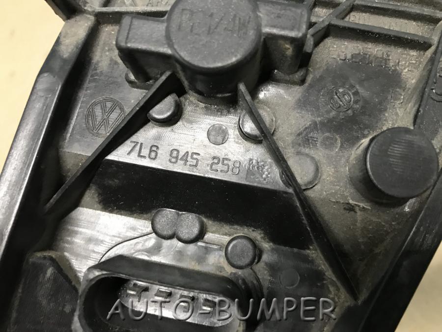 VW Touareg 2002- Плата фонаря задняя правая 7L6945258