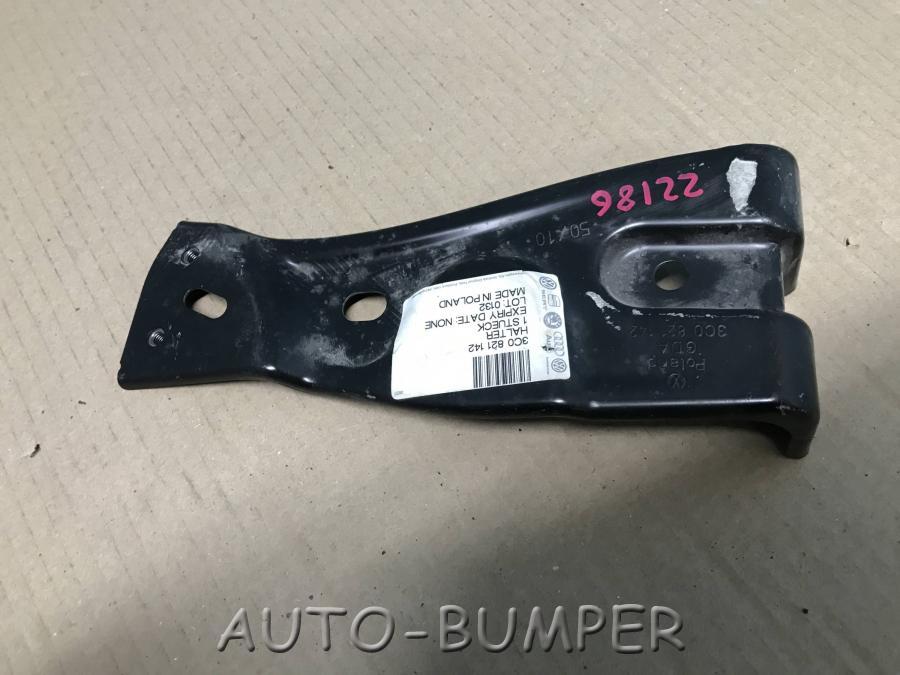 VW Passat B6 Кронштейн переднего крыла правый 3C0821142