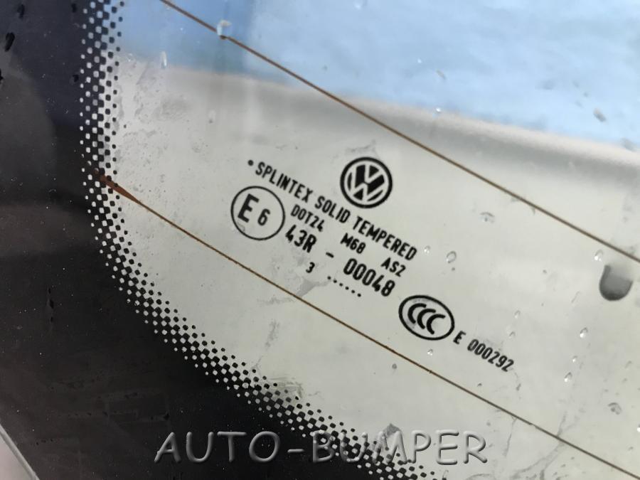 VW Jetta 2006- Стекло заднее с обогревом 1K5845051AR
