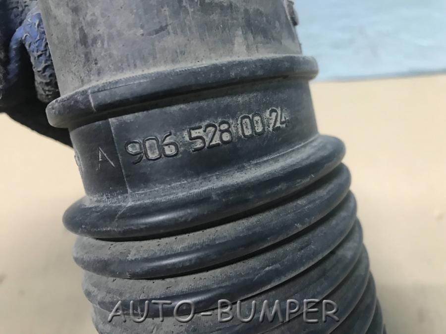 Mercedes Sprinter Патрубок воздушного фильтра A9065280024