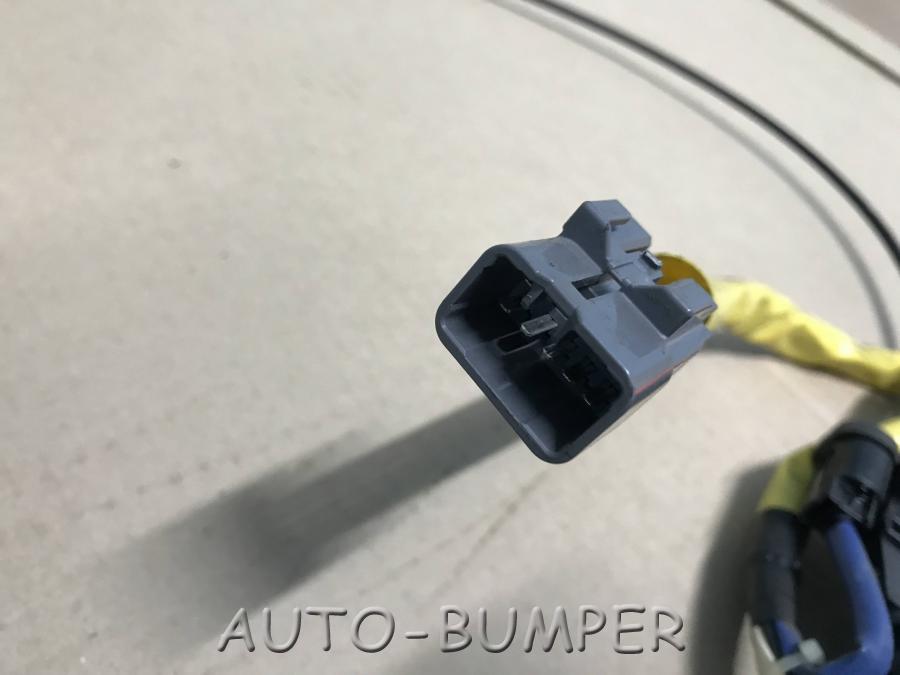 Toyota Isis Замок багажника 412320-10080 41232010080