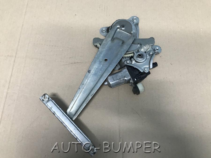 Toyota Isis Стеклоподъёмник задний левый 85720-46030 8572046030