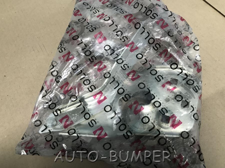 VW Touareg 2010- Петля капота левая 7P6823301 SSVA4047