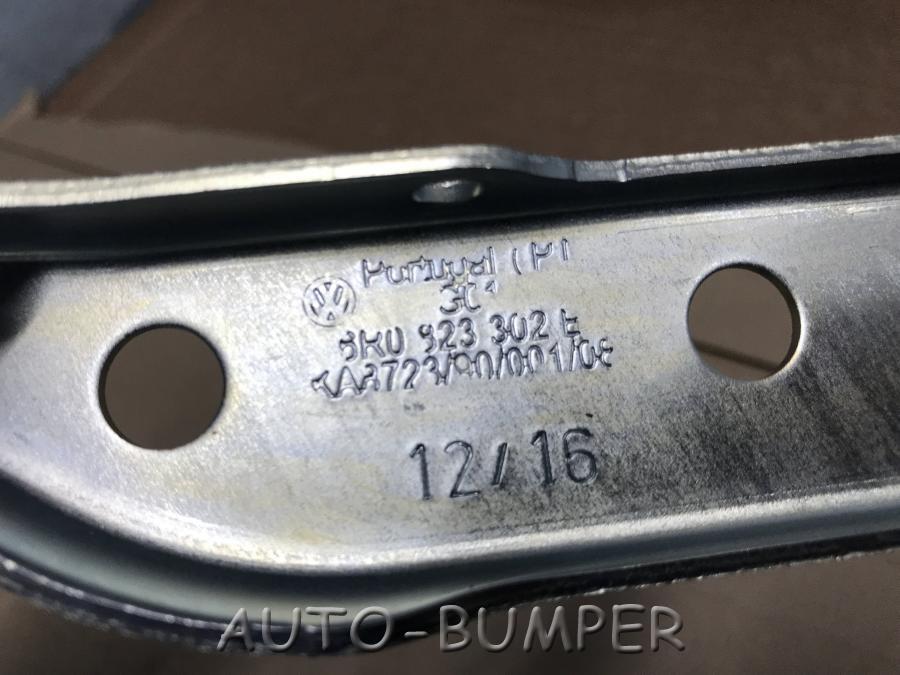 VW Polo SED RUS 2011- Петля капота правая 6R0823302