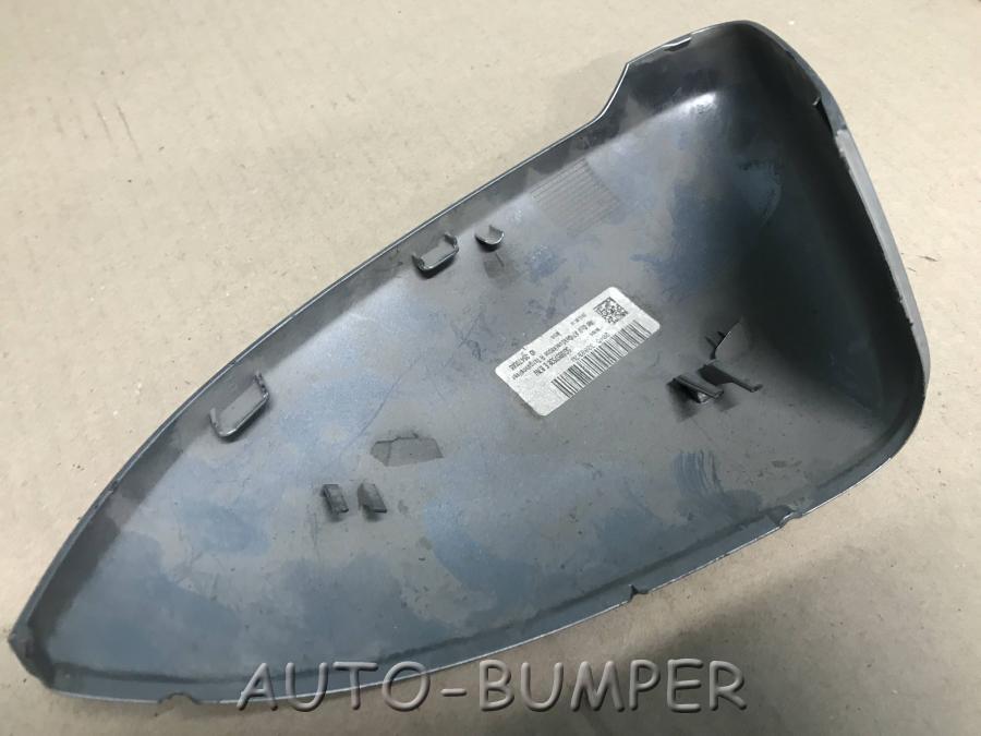VW Golf VII 2013- Накладка зеркала правая 5G0857538E