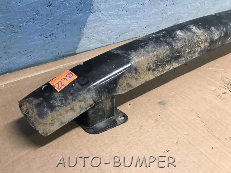 Усилитель заднего бампера  1U6807311B