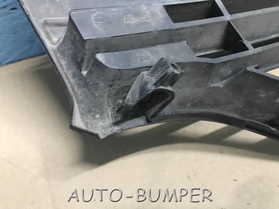 Renault Logan Решётка радиатора 623107605RC