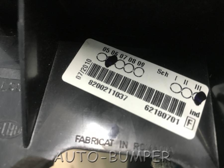 Renault Logan Фонарь задний (стоп сигнал)  8200211037