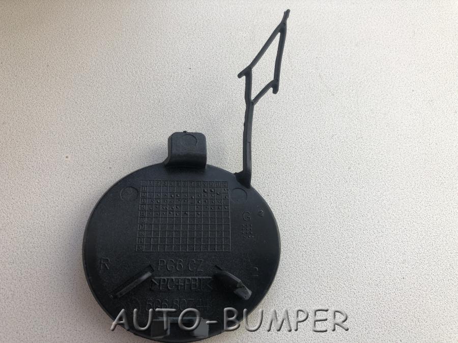VW Golf VII заглушка заднего бампера 5G6807441